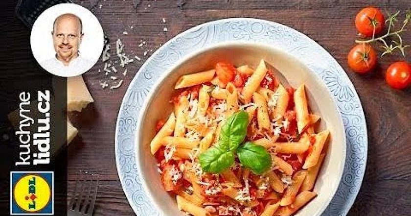 Rychlé penne s rajčatovou omáčkou a sýrem Grana Padano – Roman Paulus – RECEPTY KUCHYNE LIDLU