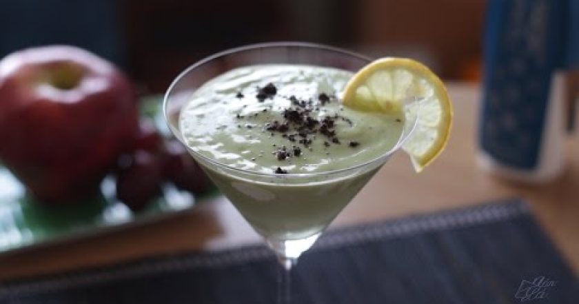 Avokádové smoothie (sinh tố bơ)