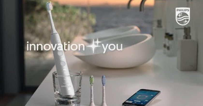 Sonický zubní kartáček – Philips Sonicare  DiamondClean Smart HX9903